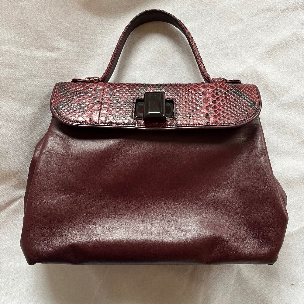 Sirni "Pierre" Handbag, Italian Leather, beautiful vintage item!